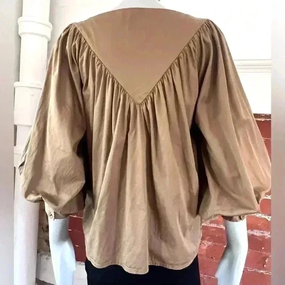 Future Primitive Balloon Sleeve Blouse in Khaki Sustainable - Picture 8 of 13